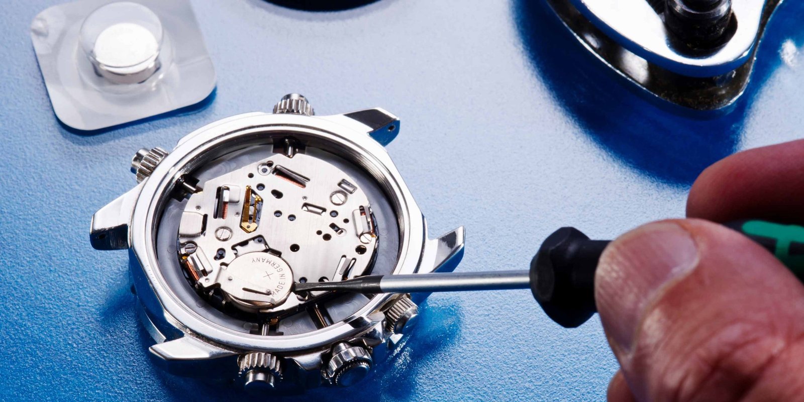 Understanding the Different Types of Clock Movements and Their Repairs